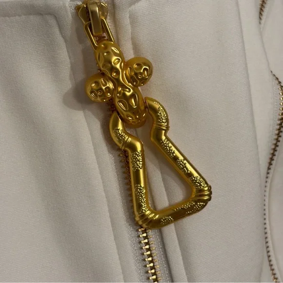 Schiaparelli Sleeveless White Zip-Front Crop Top with GoldHardware - Picture 4 of 9